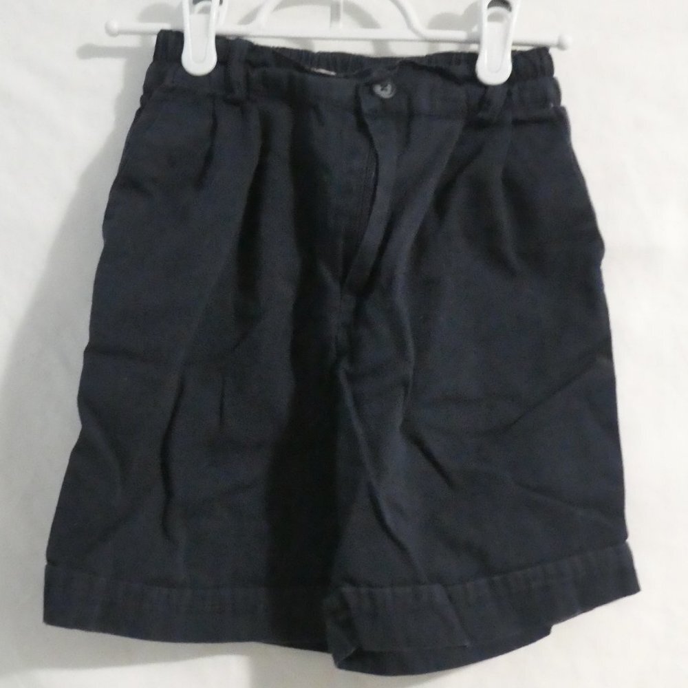 BLU LINE | size 7 | Classic Navy Blue Shorts